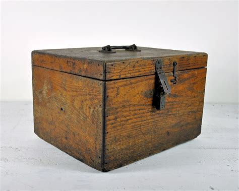 small vintage wooden box with metal lining|Vintage Wood Box with Lid for sale .